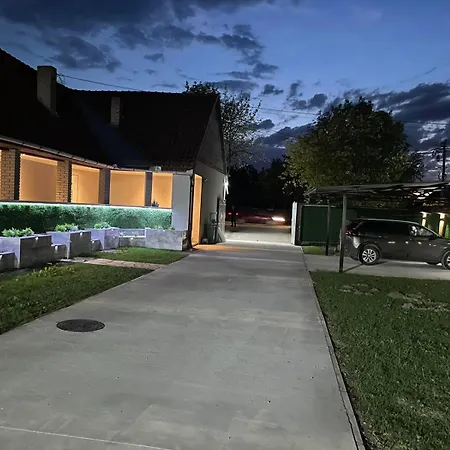 Backa Idila * Backi Gracac