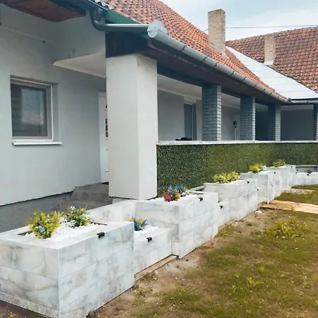 Διαμέρισμα Backa Idila