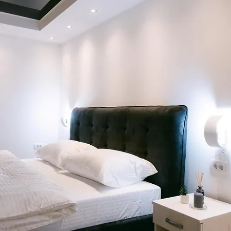 Backa Idila Appartement *